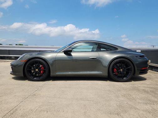 2024 Porsche 911 Carrera 4S