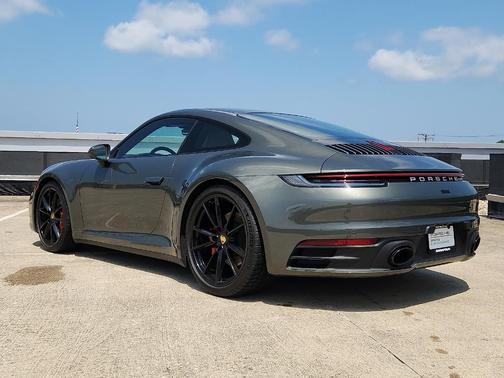 2024 Porsche 911 Carrera 4S