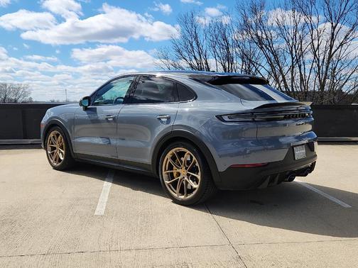 2024 Porsche Cayenne Turbo GT