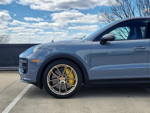 2024 Porsche Cayenne Turbo GT