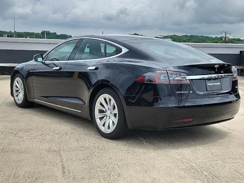 2017 Tesla Model S 75D