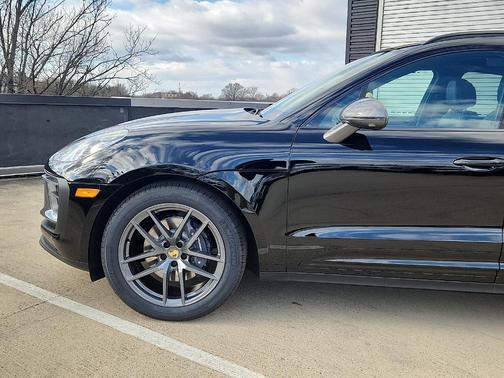 2026 Porsche Macan T