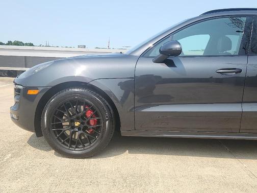 2018 Porsche Macan GTS