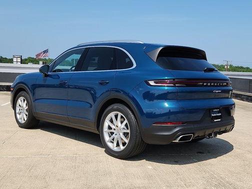 2024 Porsche Cayenne Base