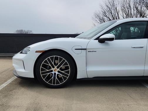 2025 Porsche Taycan Base