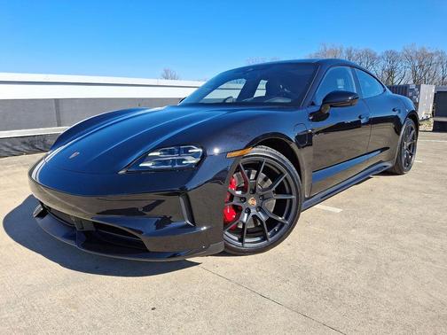 2025 Porsche Taycan GTS