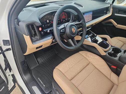 2026 Porsche Cayenne Base