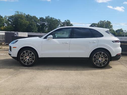 2026 Porsche Cayenne Base