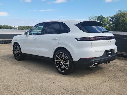 2026 Porsche Cayenne Base
