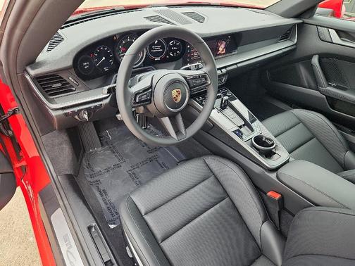 2024 Porsche 911 Carrera