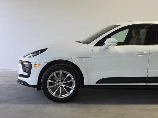 White 2026 Porsche Macan Base