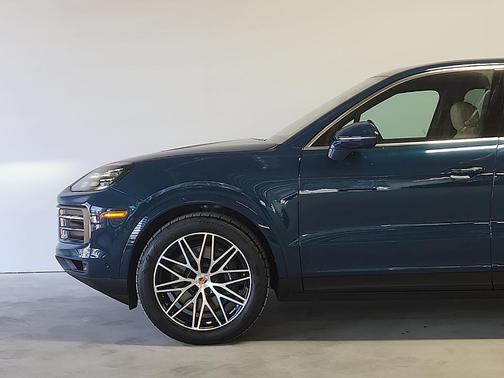 2026 Porsche Cayenne Base