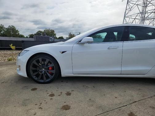 2021 Tesla Model S Performance