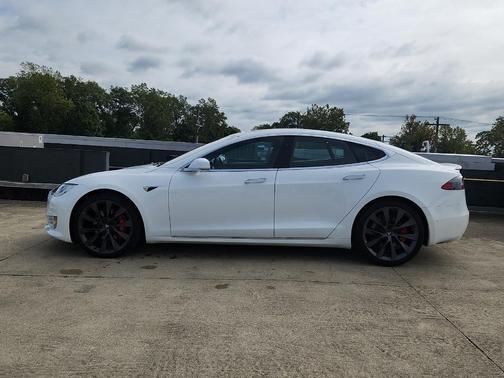 2021 Tesla Model S Performance