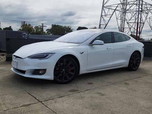 2021 Tesla Model S Performance