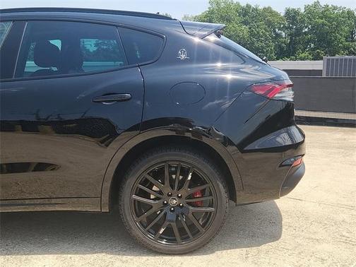 2021 Maserati Levante Base