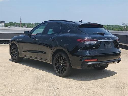 2021 Maserati Levante Base