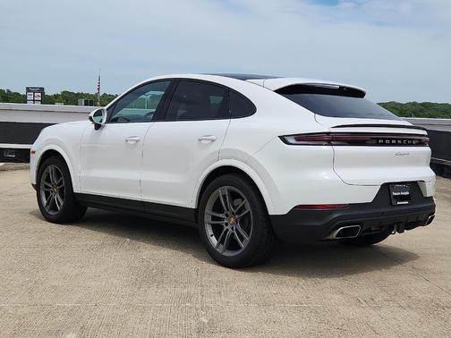 2024 Porsche Cayenne AWD