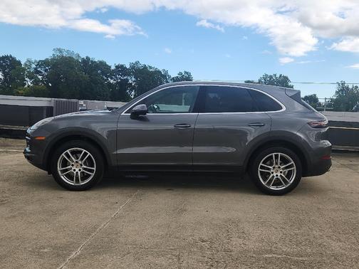 2020 Porsche Cayenne Base