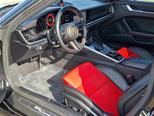 2023 Porsche 911 Carrera S