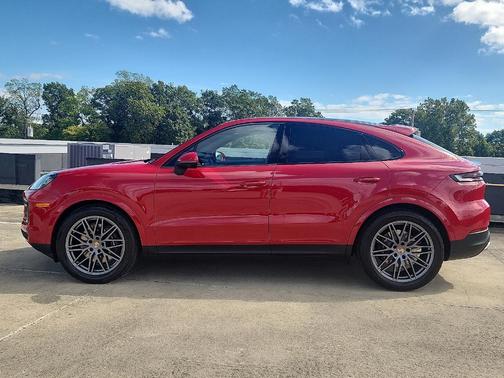 2026 Porsche Cayenne AWD