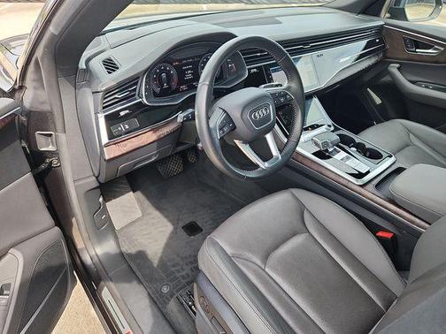 2020 Audi Q8 55 Prestige