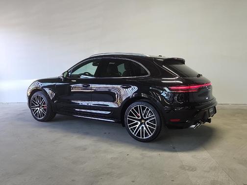 Jet Black 2026 Porsche Macan S