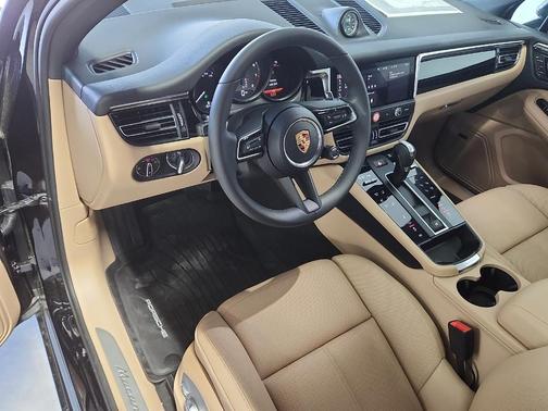 Jet Black 2026 Porsche Macan S