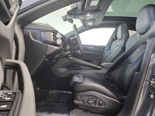 Slate 2026 Porsche Macan Turbo