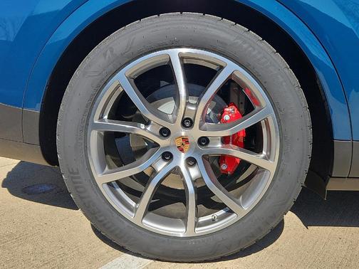 2026 Porsche Cayenne S