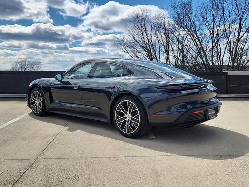 2026 Porsche Taycan 4