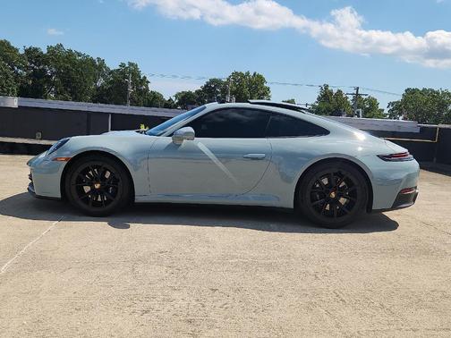 2025 Porsche 911 