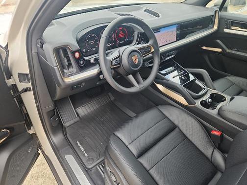 2026 Porsche Cayenne Base