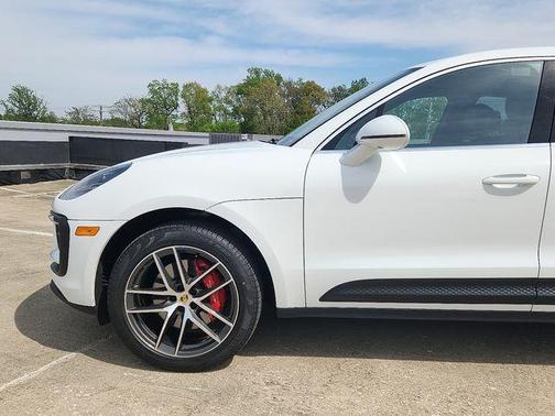 2024 Porsche Macan S