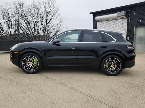 2026 Porsche Cayenne S