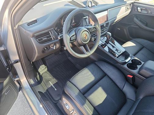 2026 Porsche Macan GTS