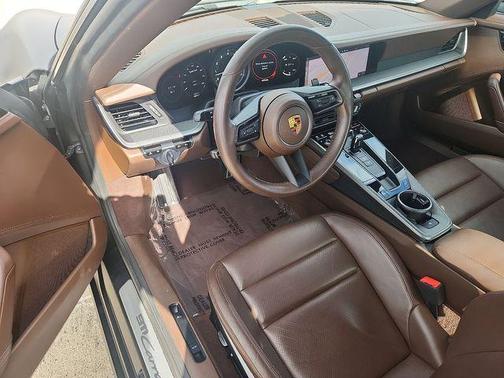 2020 Porsche 911 Carrera