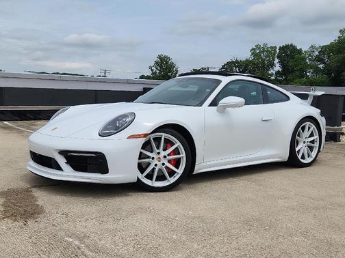 2023 Porsche 911 Carrera 4S