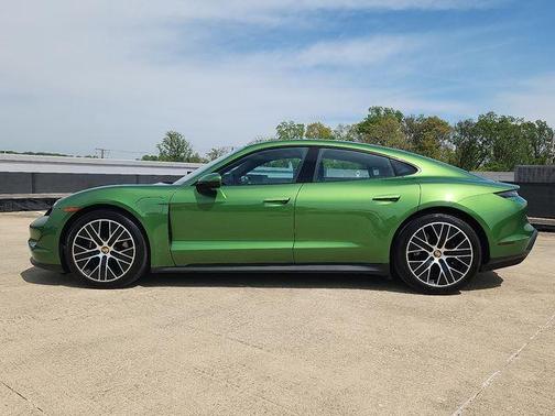 2023 Porsche Taycan Base