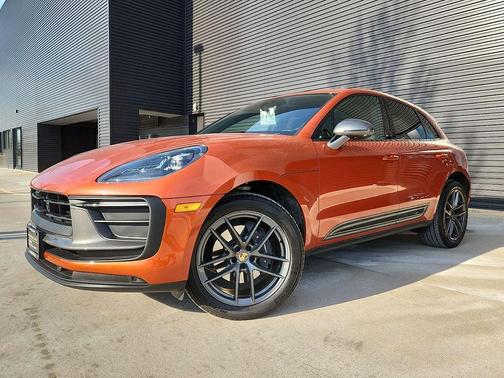 2025 Porsche Macan T