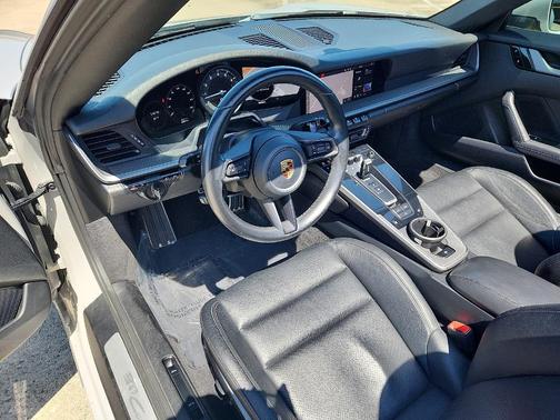 2021 Porsche 911 Carrera