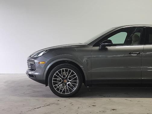 Quartzite Metallic 2020 Porsche Cayenne S Coupe AWD