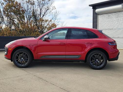 2026 Porsche Macan T