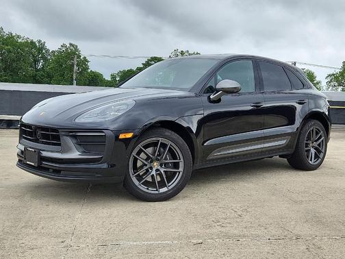 2025 Porsche Macan T