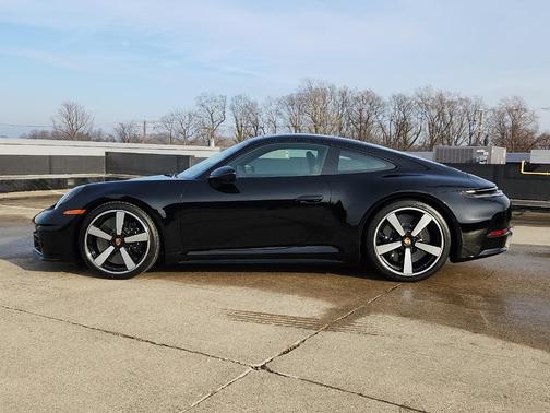 2026 Porsche 911 Carrera 4S