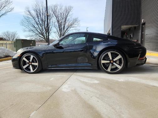 2026 Porsche 911 Carrera 4S