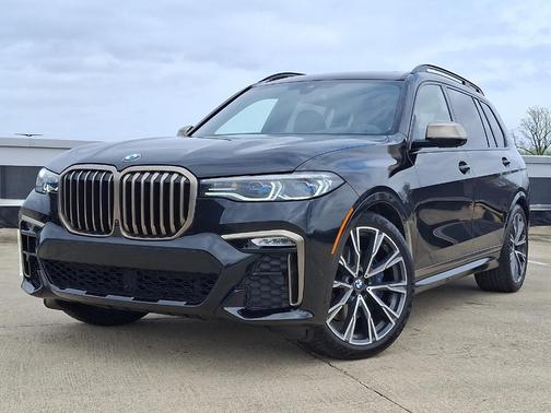 2022 BMW X7 M50i