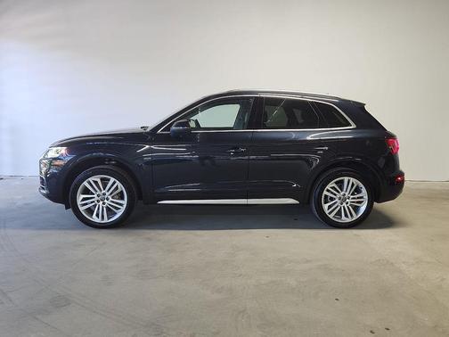 Moonlight Blue Metallic 2018 Audi Q5 2.0T Prestige