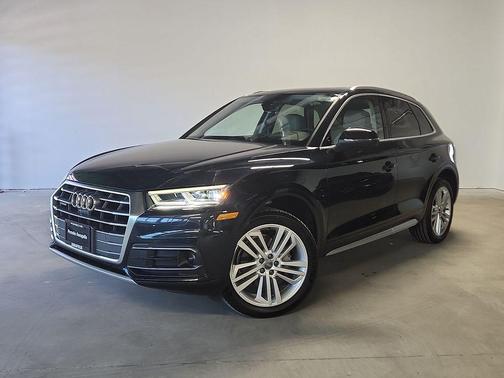 Moonlight Blue Metallic 2018 Audi Q5 2.0T Prestige