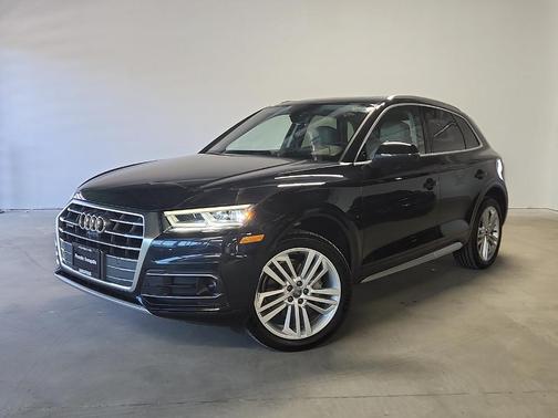 Moonlight Blue Metallic 2018 Audi Q5 2.0T Prestige
